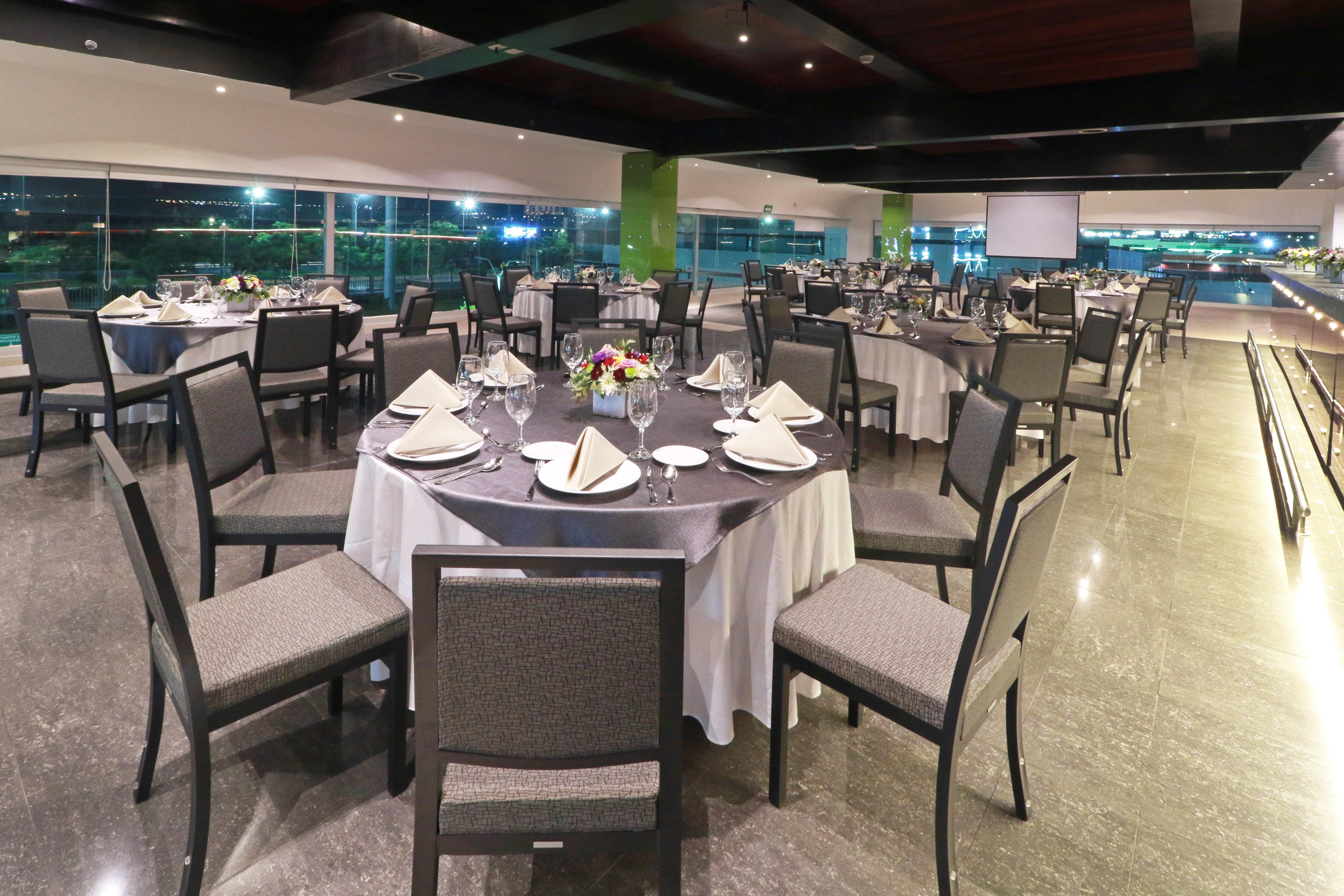 Holiday Inn Queretaro Zona Krystal By Ihg Exterior foto